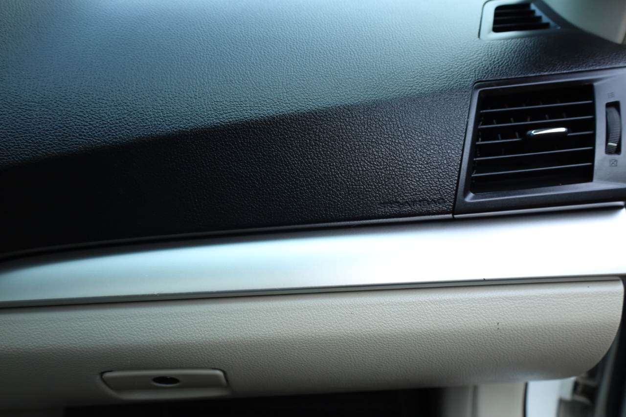 Subaru Legacy 2.5i Premium 2011