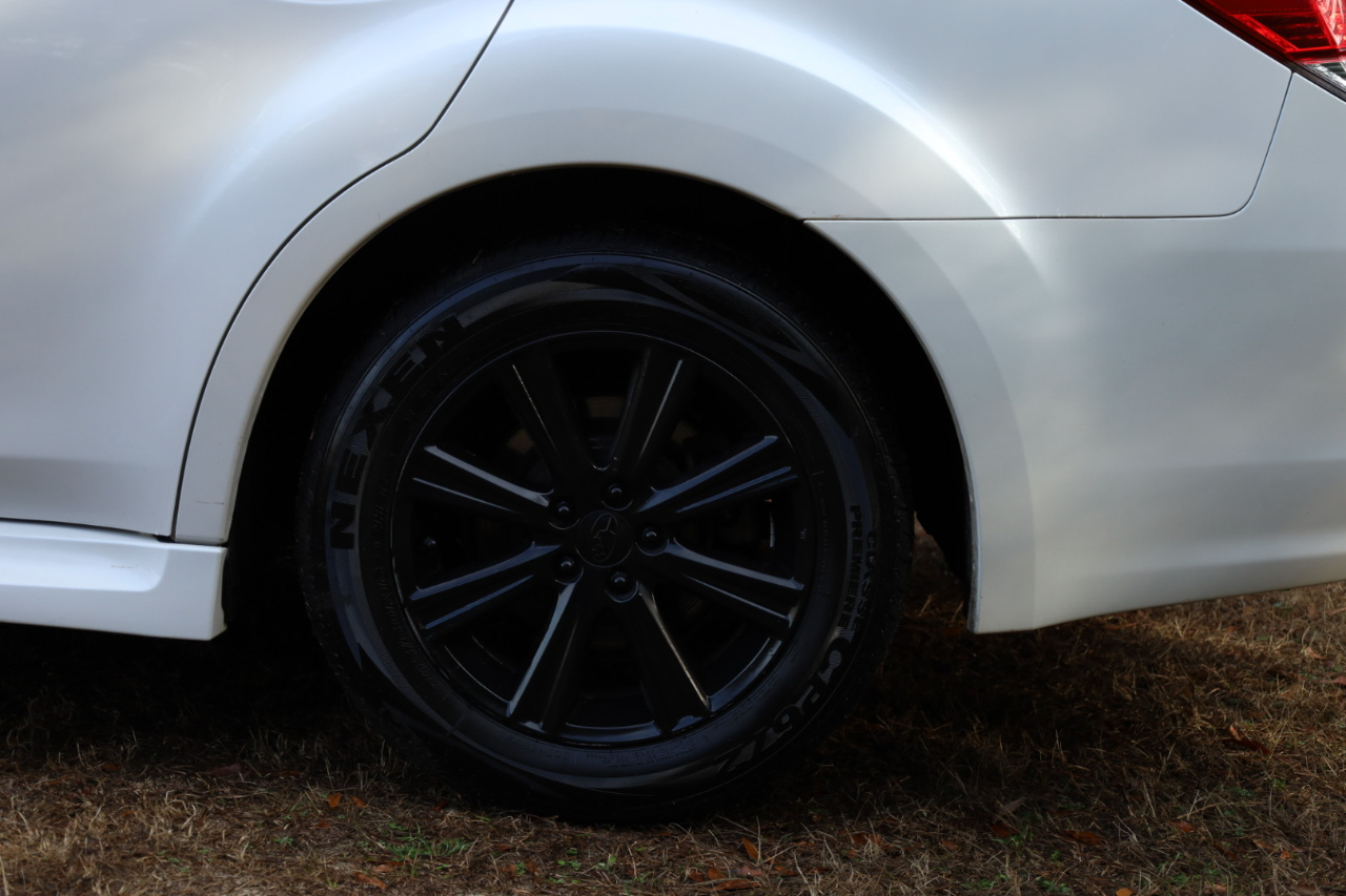 Subaru Legacy 2.5i Premium 2011