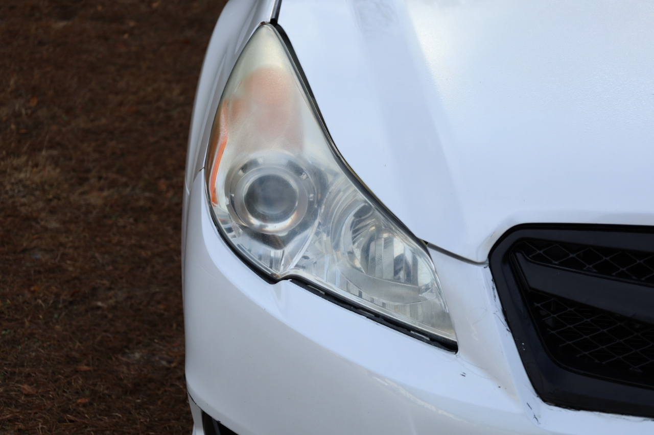 Subaru Legacy 2.5i Premium 2011