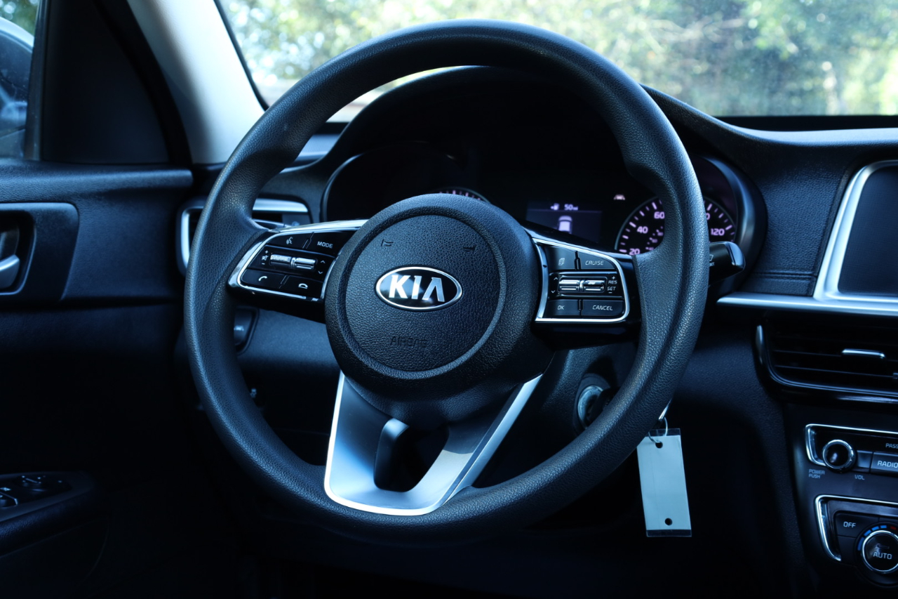 Kia Optima LX 2020
