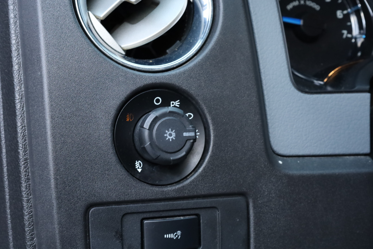 Ford F-150 Platinum SuperCrew 6.5-ft. Bed 4WD 2014