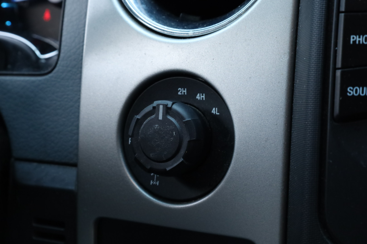 Ford F-150 Platinum SuperCrew 6.5-ft. Bed 4WD 2014