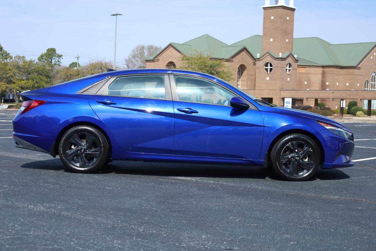 Hyundai Elantra SEL 2023