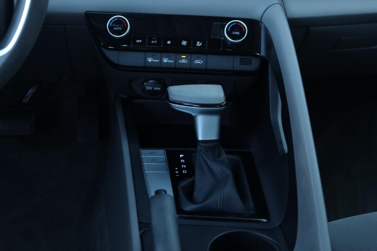 Hyundai Elantra SEL 2023