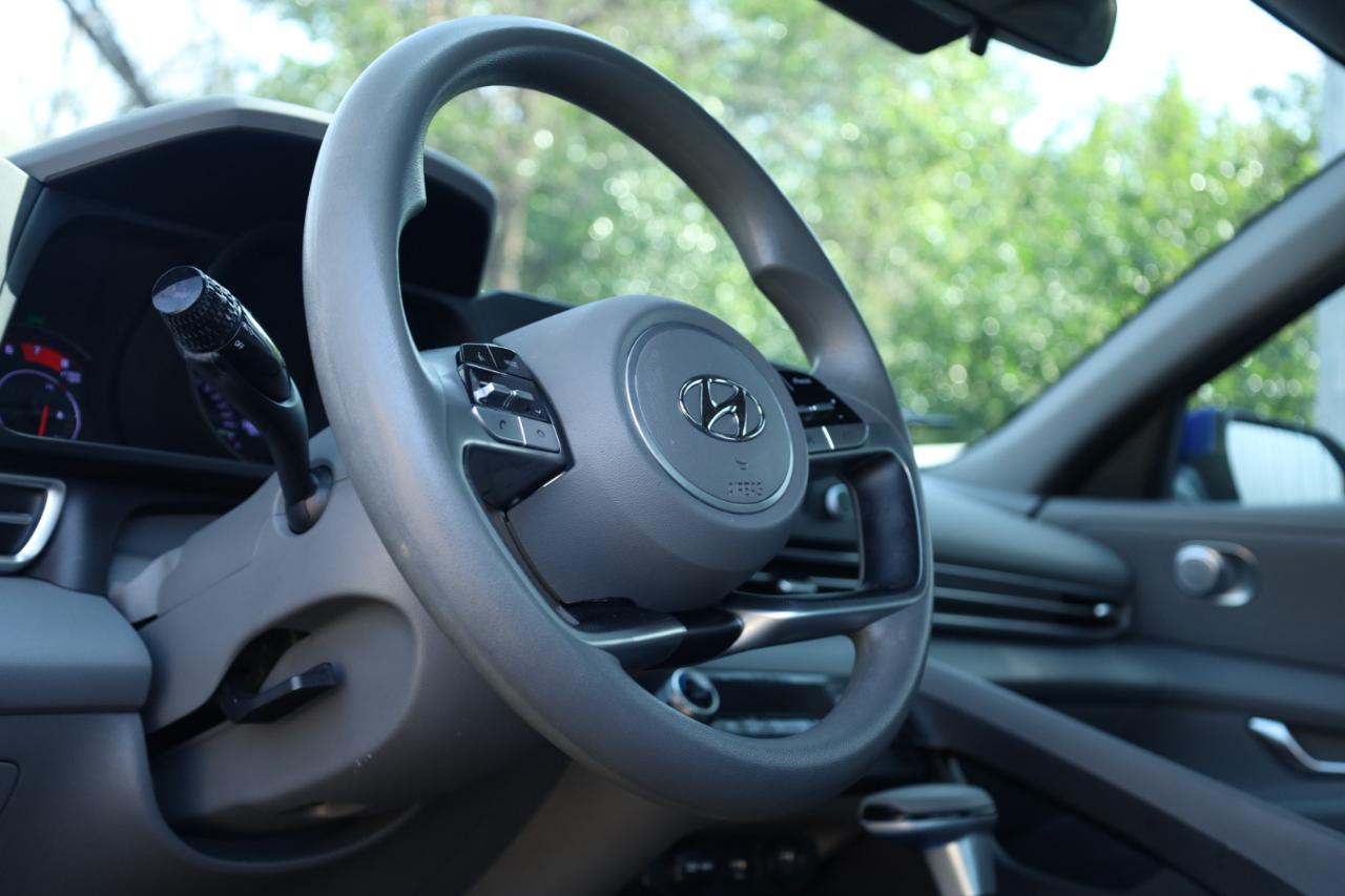 Hyundai Elantra SEL 2023