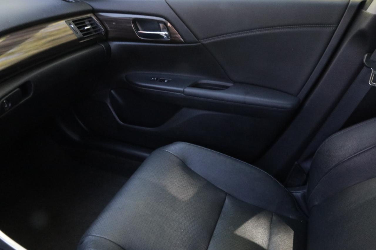 Honda Accord EX-L Sedan V6 CVT w/ Honda Sensing 6-Spd AT 2016