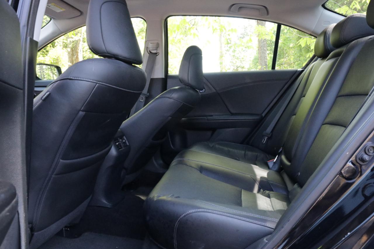 Honda Accord EX-L Sedan V6 CVT w/ Honda Sensing 6-Spd AT 2016