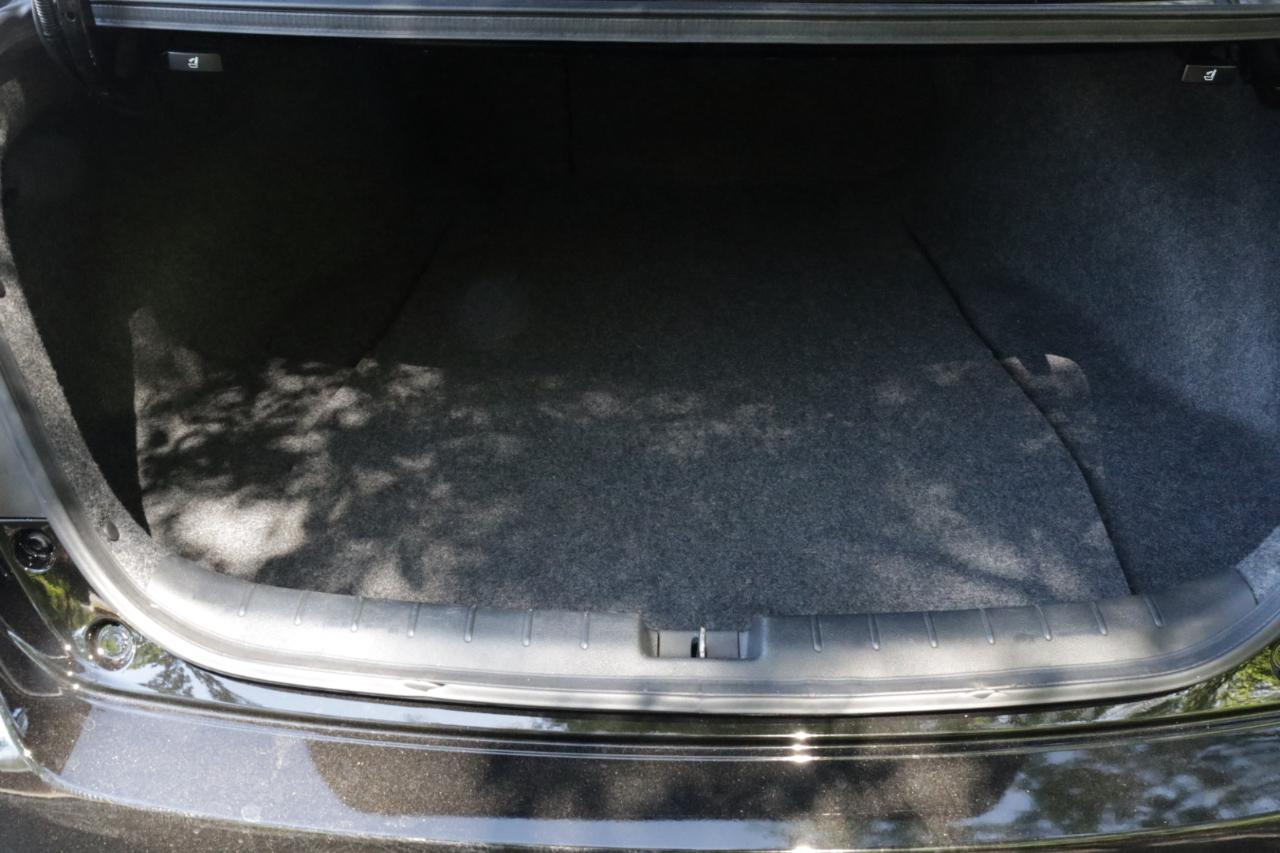 Honda Accord EX-L Sedan V6 CVT w/ Honda Sensing 6-Spd AT 2016