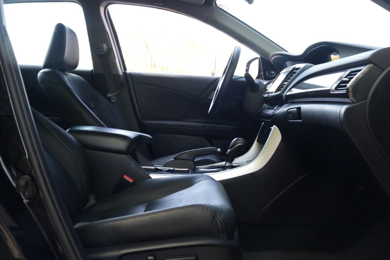 Honda Accord EX-L Sedan V6 CVT w/ Honda Sensing 6-Spd AT 2016