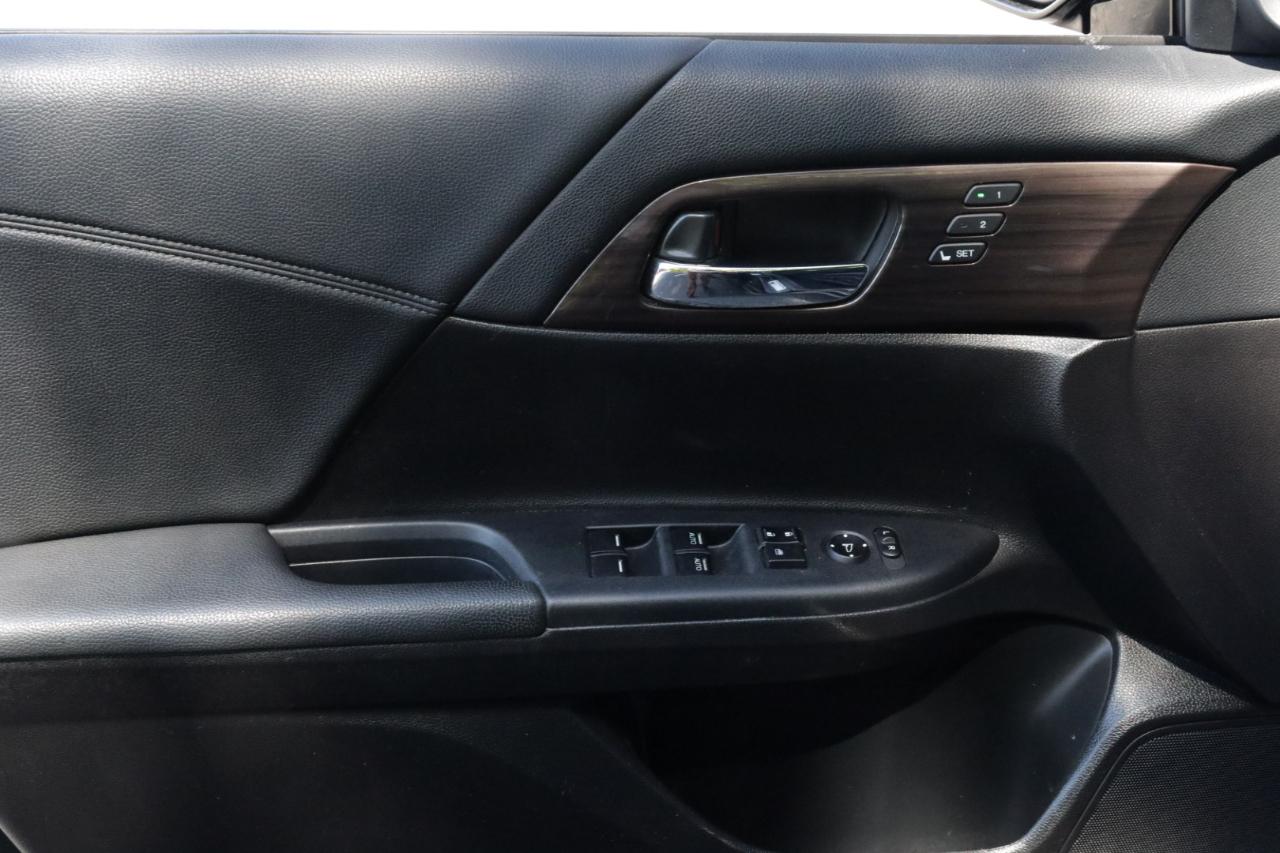 Honda Accord EX-L Sedan V6 CVT w/ Honda Sensing 6-Spd AT 2016