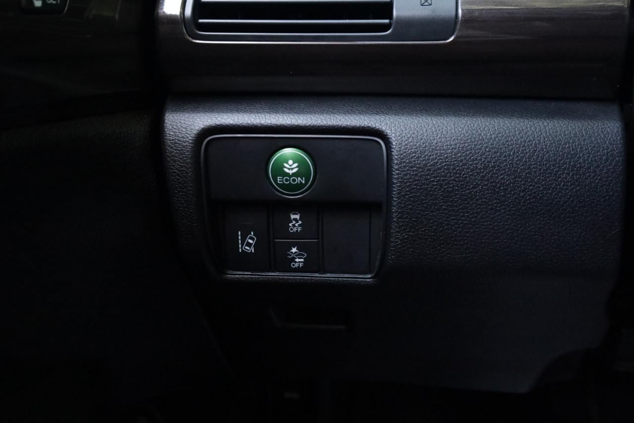 Honda Accord EX-L Sedan V6 CVT w/ Honda Sensing 6-Spd AT 2016