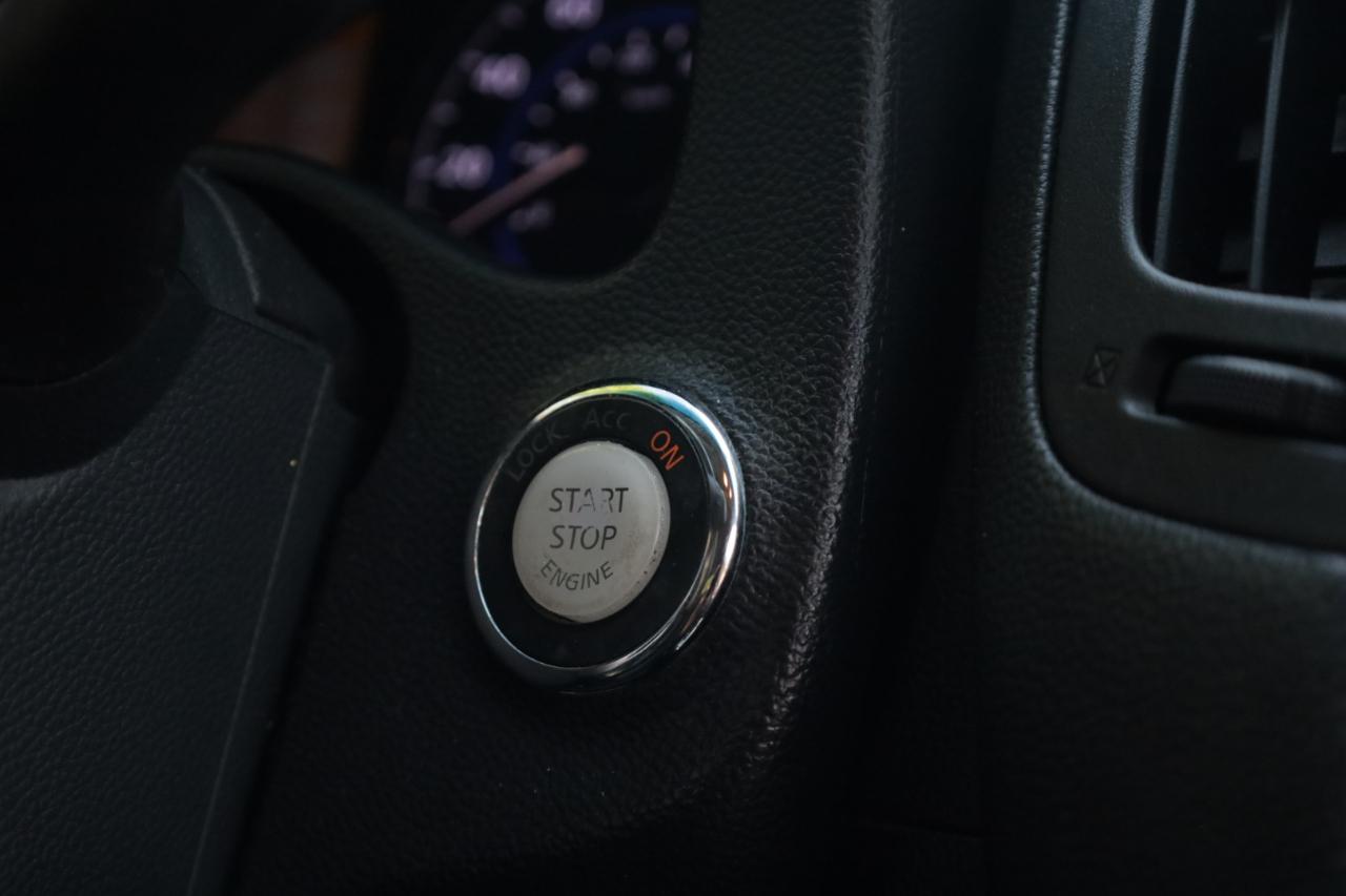 Infiniti G Convertible G37 2012