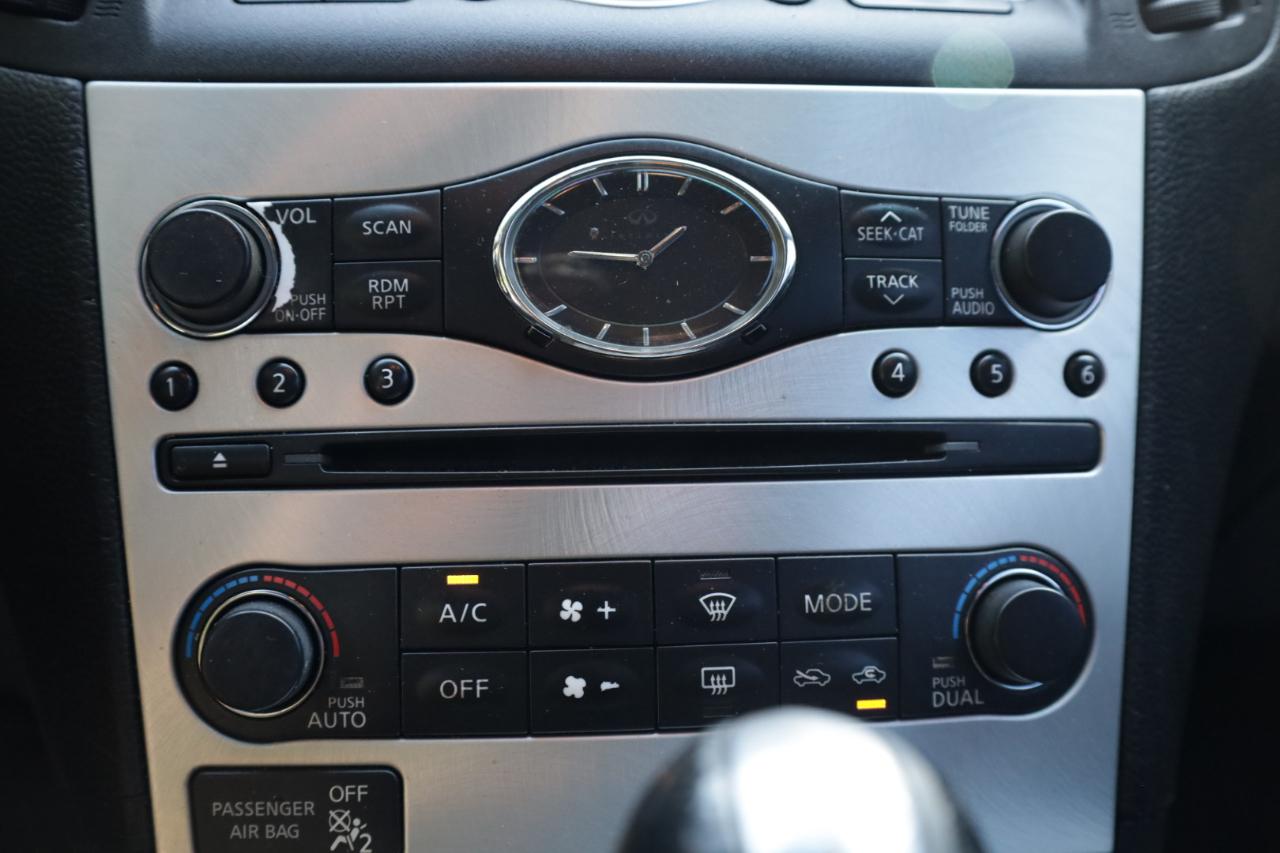 Infiniti G Convertible G37 2012