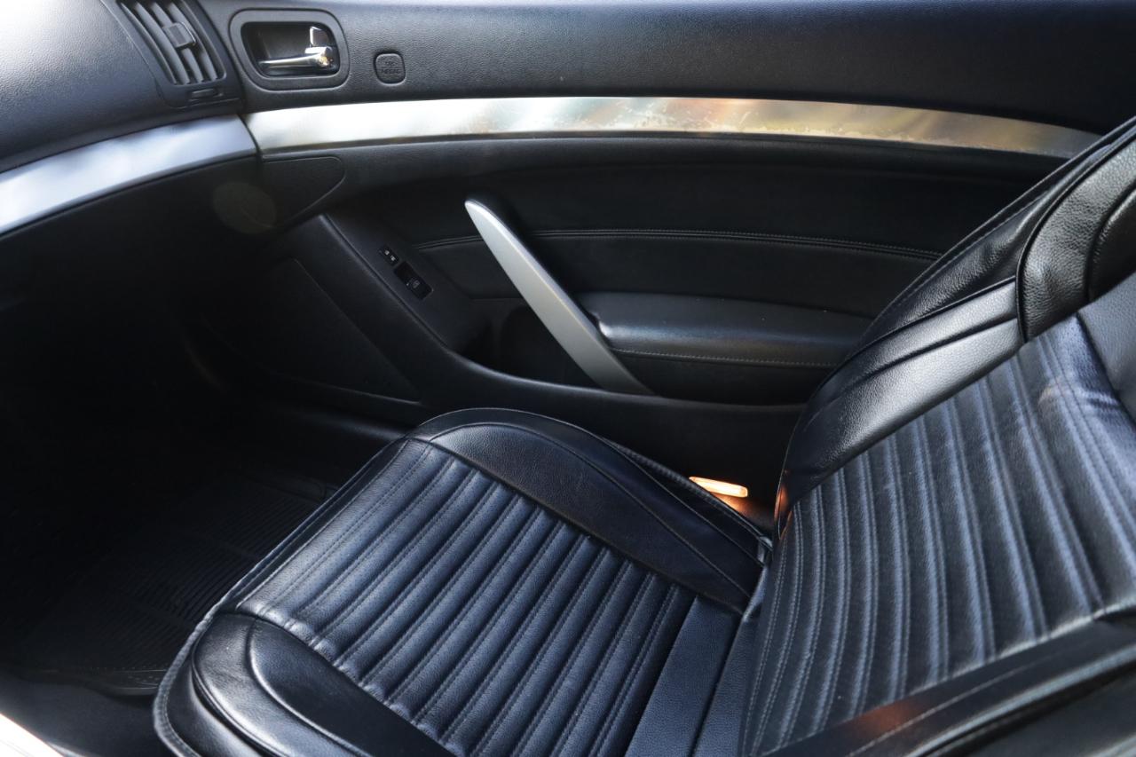 Infiniti G Convertible G37 2012