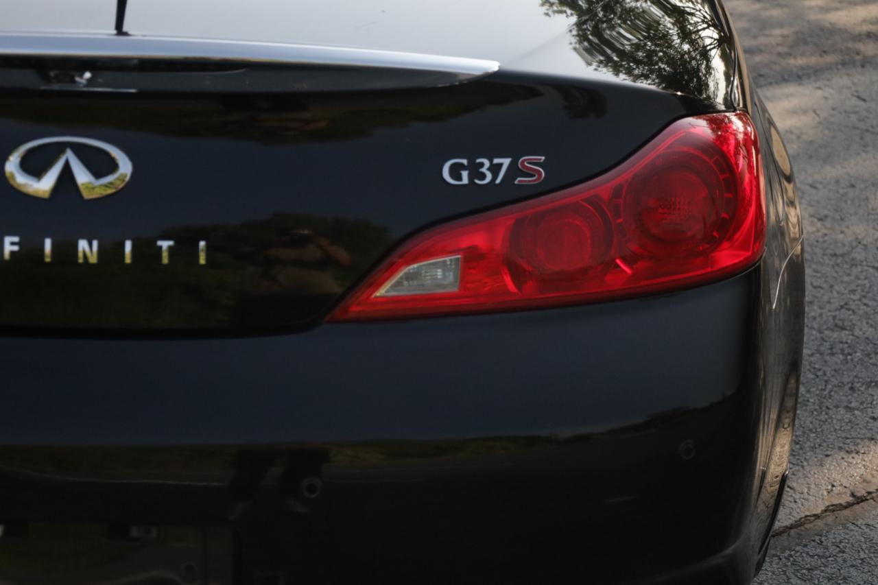 Infiniti G Convertible G37 2012