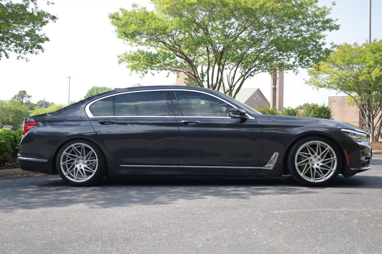 BMW 7-Series Alpina B7 xDrive 2017