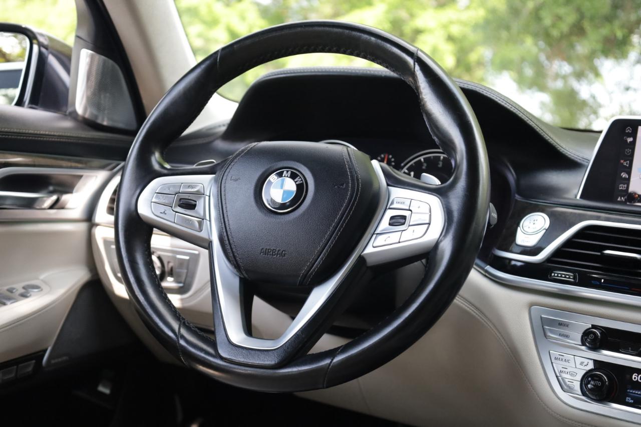 BMW 7-Series Alpina B7 xDrive 2017