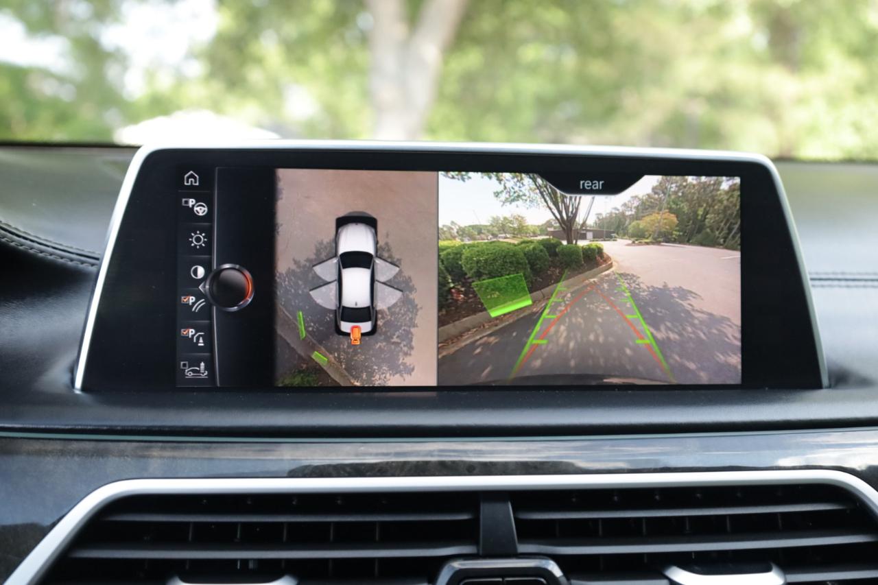 BMW 7-Series Alpina B7 xDrive 2017