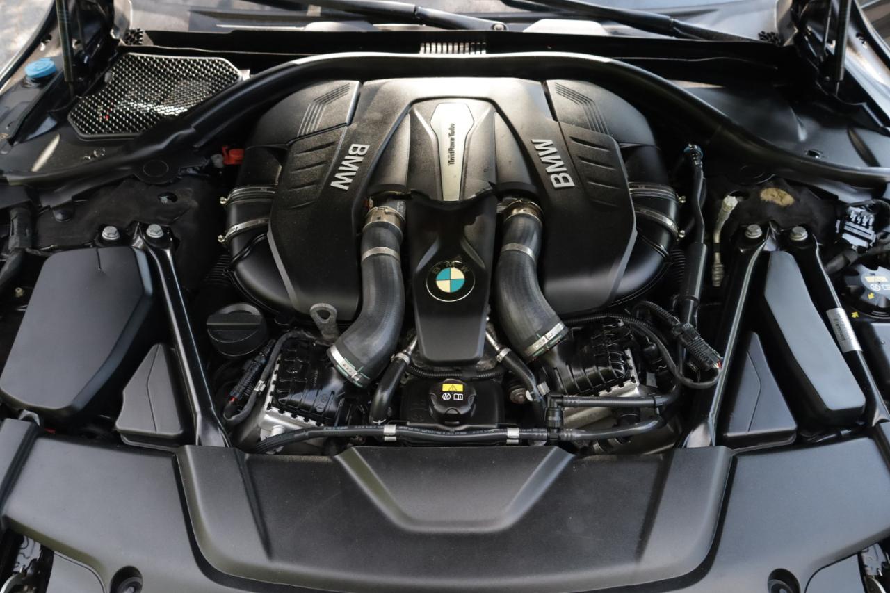 BMW 7-Series Alpina B7 xDrive 2017