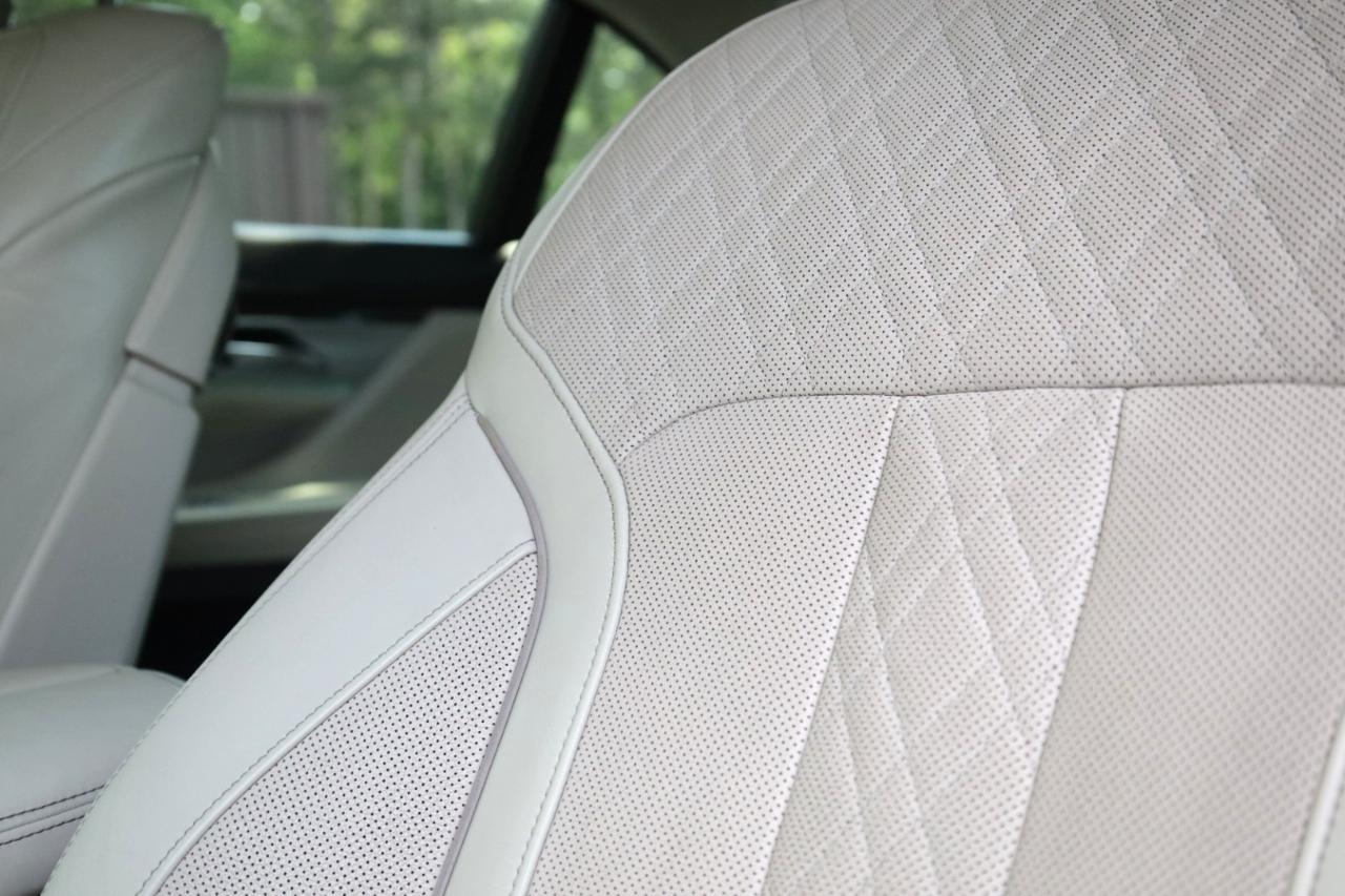 BMW 7-Series Alpina B7 xDrive 2017