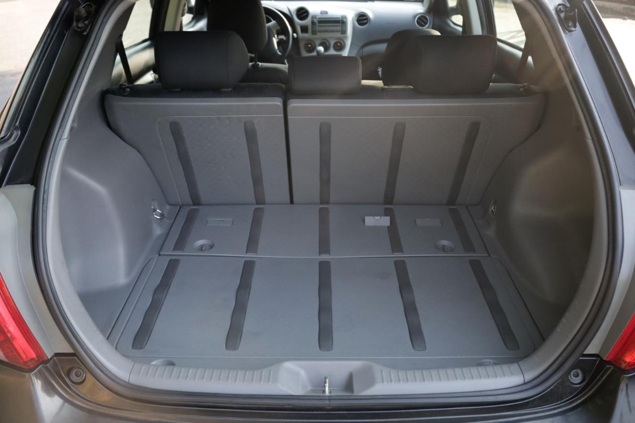 Toyota Matrix S 5-Speed AT 2009