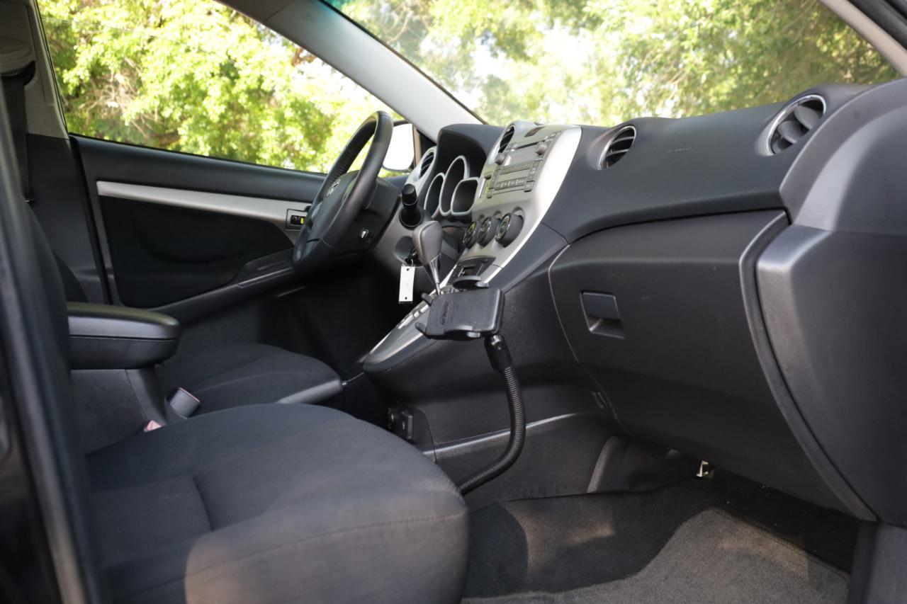 Toyota Matrix S 5-Speed AT 2009