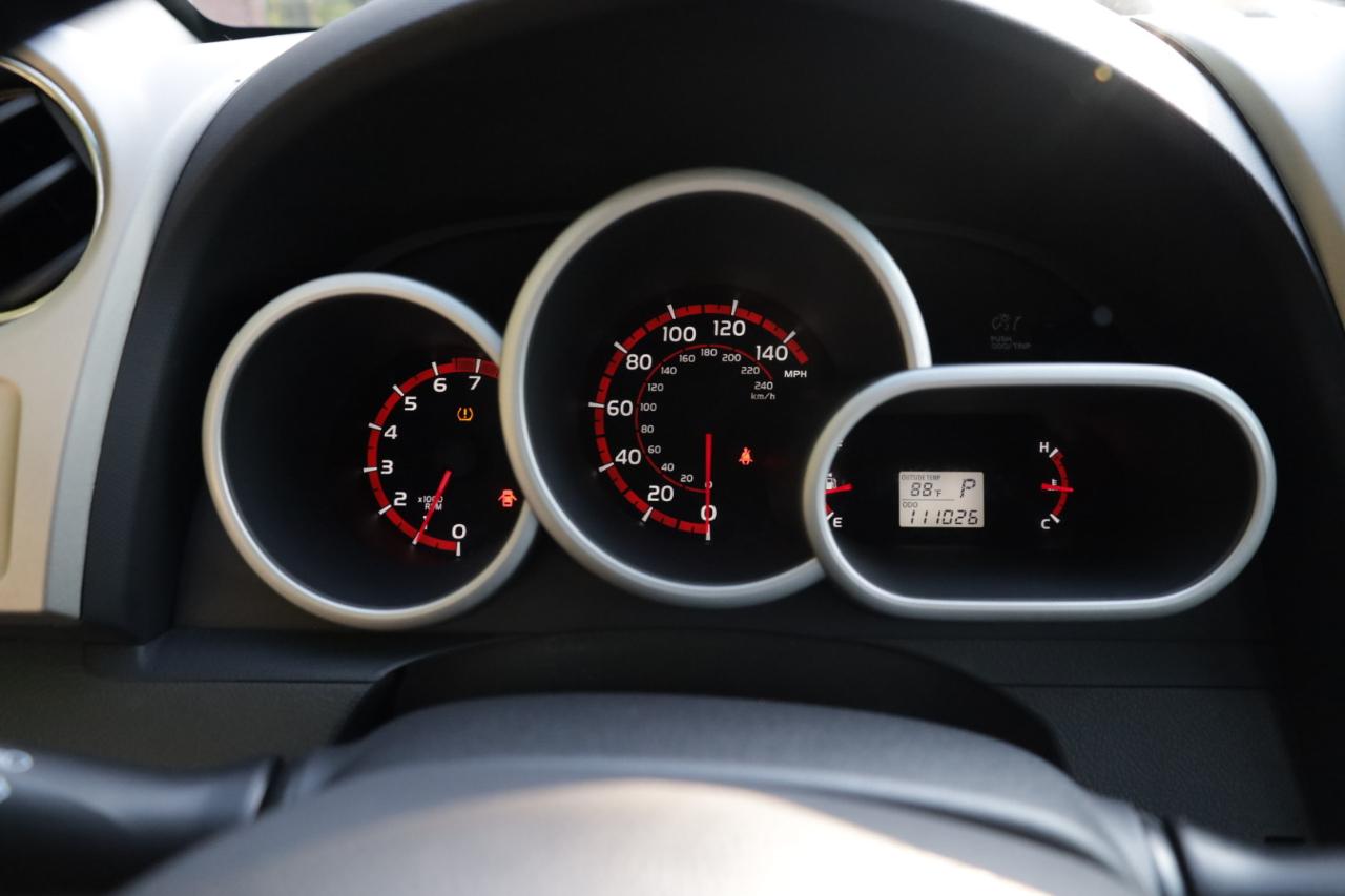 Toyota Matrix S 5-Speed AT 2009