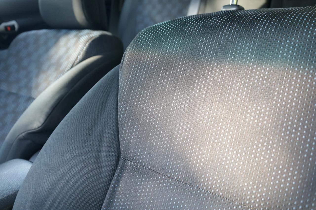 Toyota Matrix S 5-Speed AT 2009