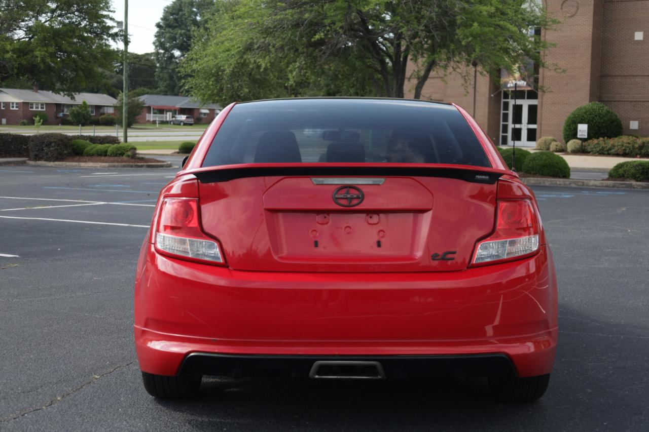Scion tC Sports Coupe 6-Spd AT 2013