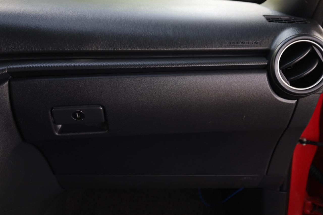Scion tC Sports Coupe 6-Spd AT 2013