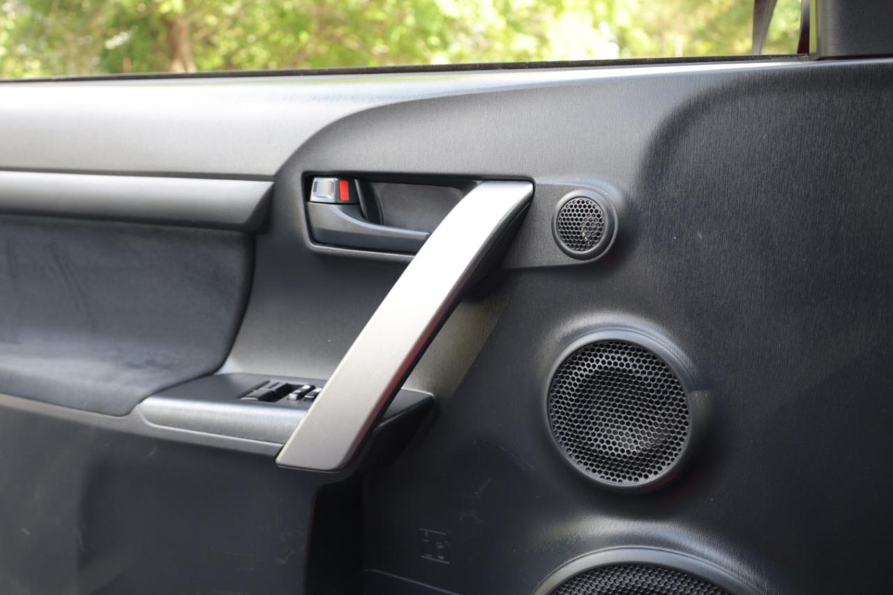 Scion tC Sports Coupe 6-Spd AT 2013