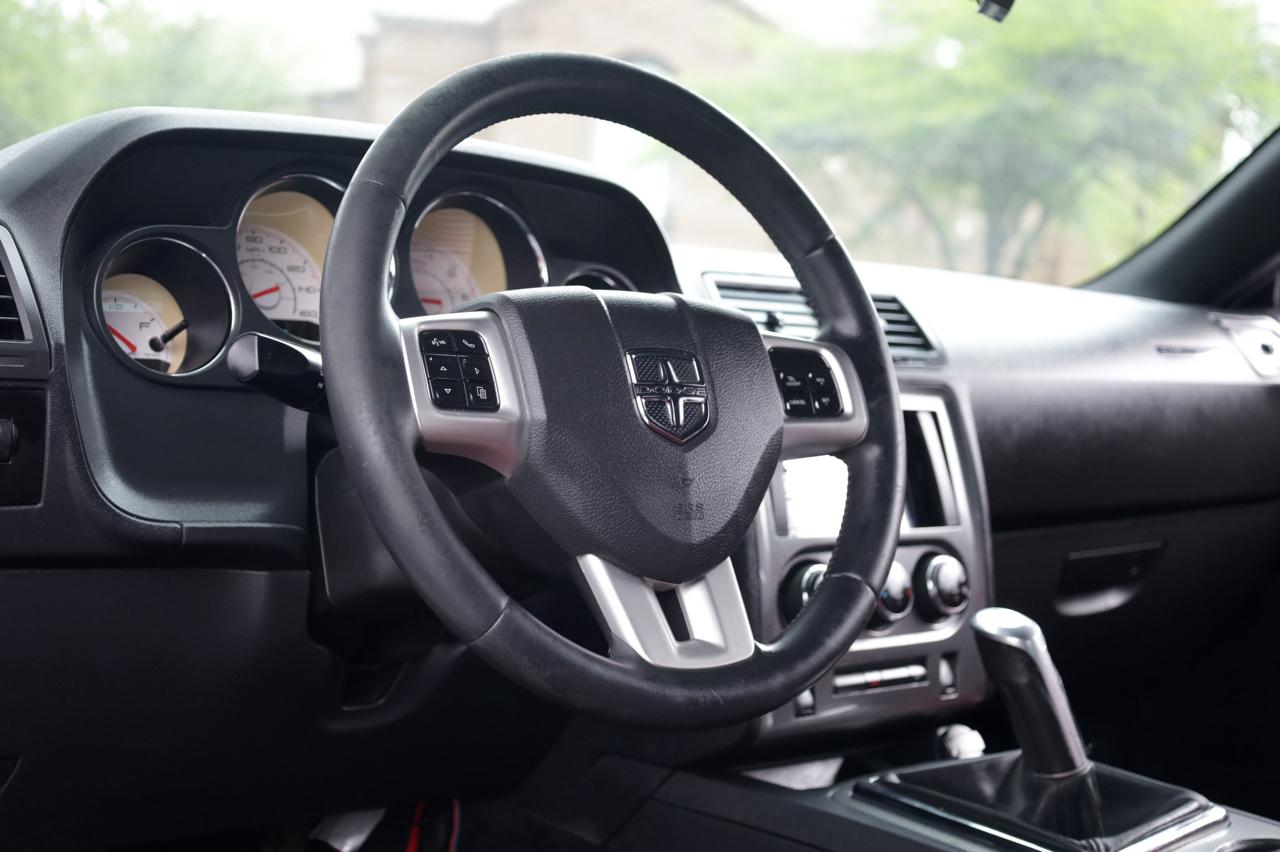 Dodge Challenger R/T 2013