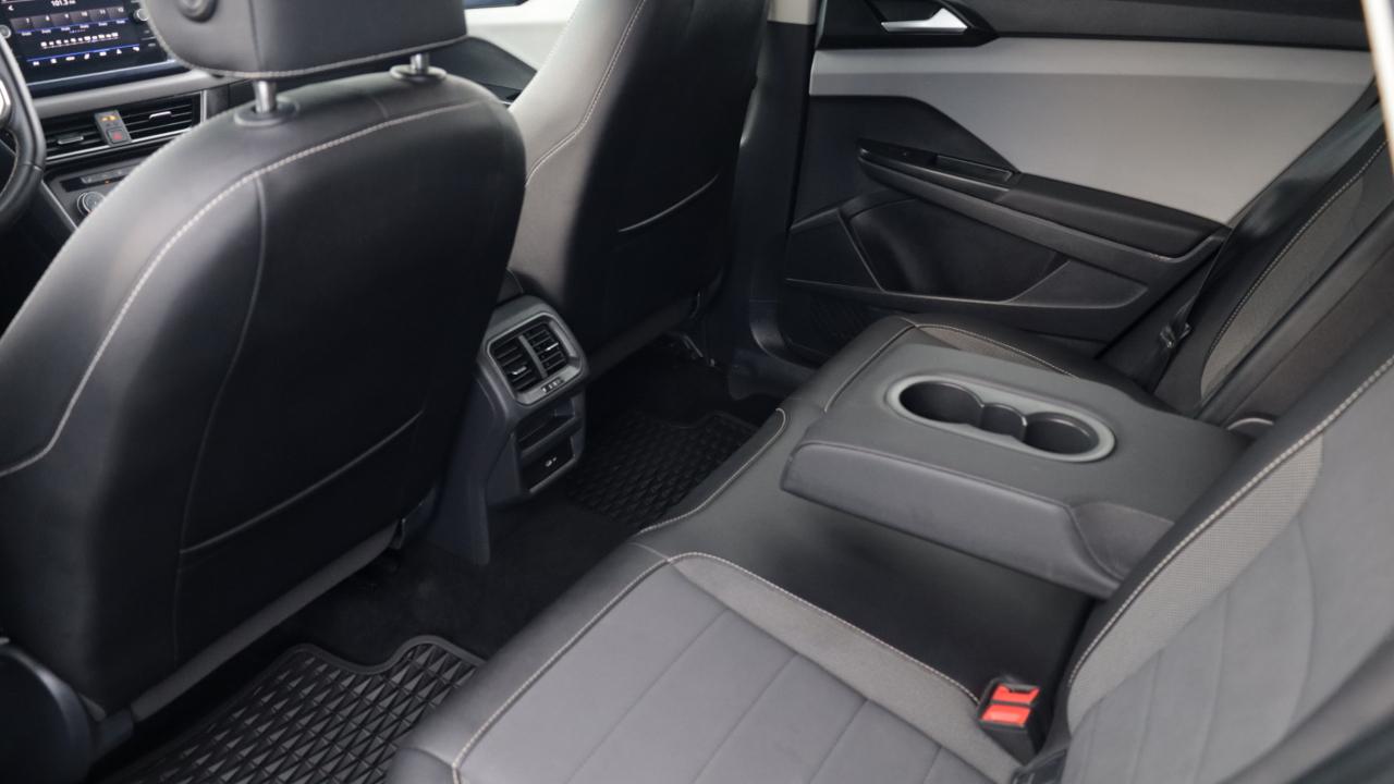 Volkswagen Taos SE 2022
