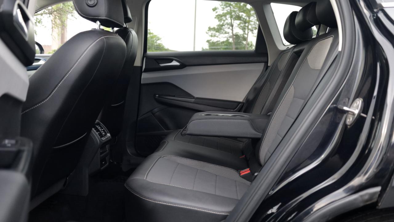 Volkswagen Taos SE 2022