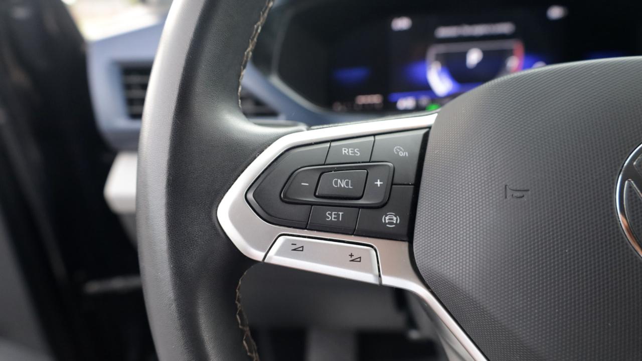 Volkswagen Taos SE 2022