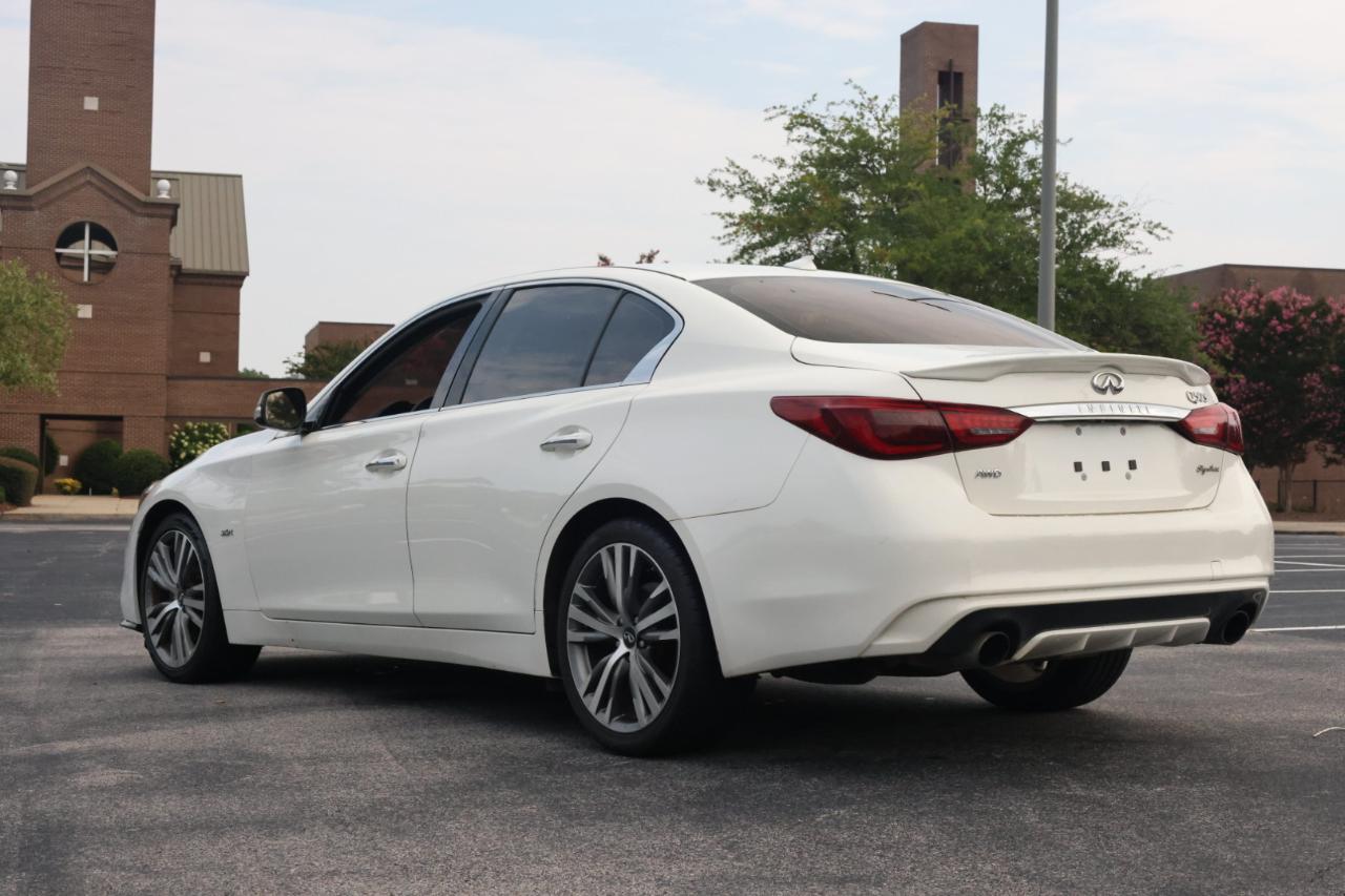 Infiniti Q50 3.0t LUXE AWD 2019