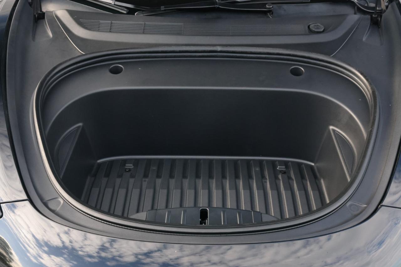 Tesla Model 3 Base 2023