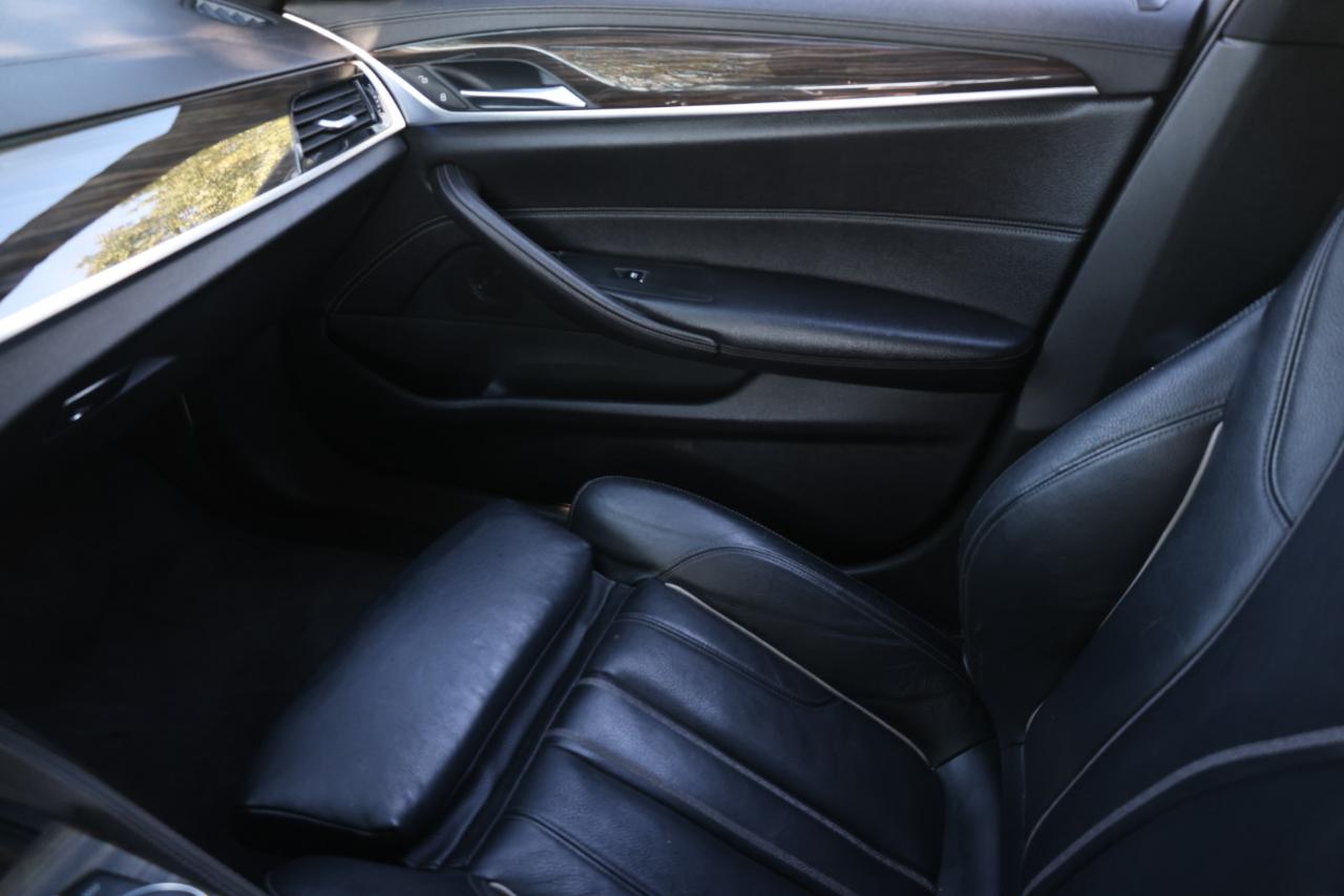 BMW 5-Series 530i 2018