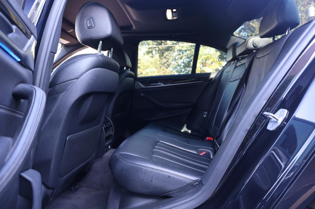 BMW 5-Series 530i 2018