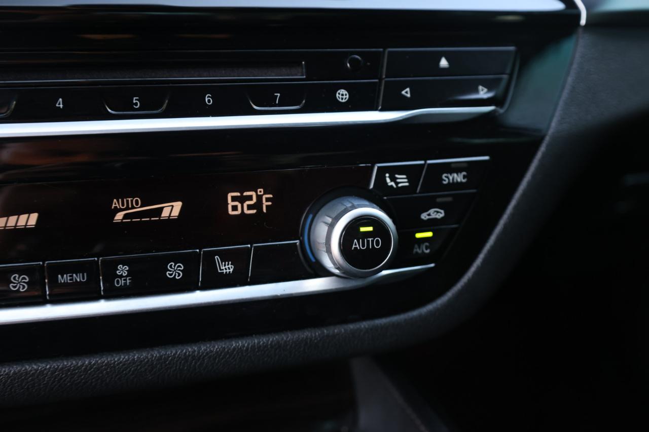 BMW 5-Series 530i 2018