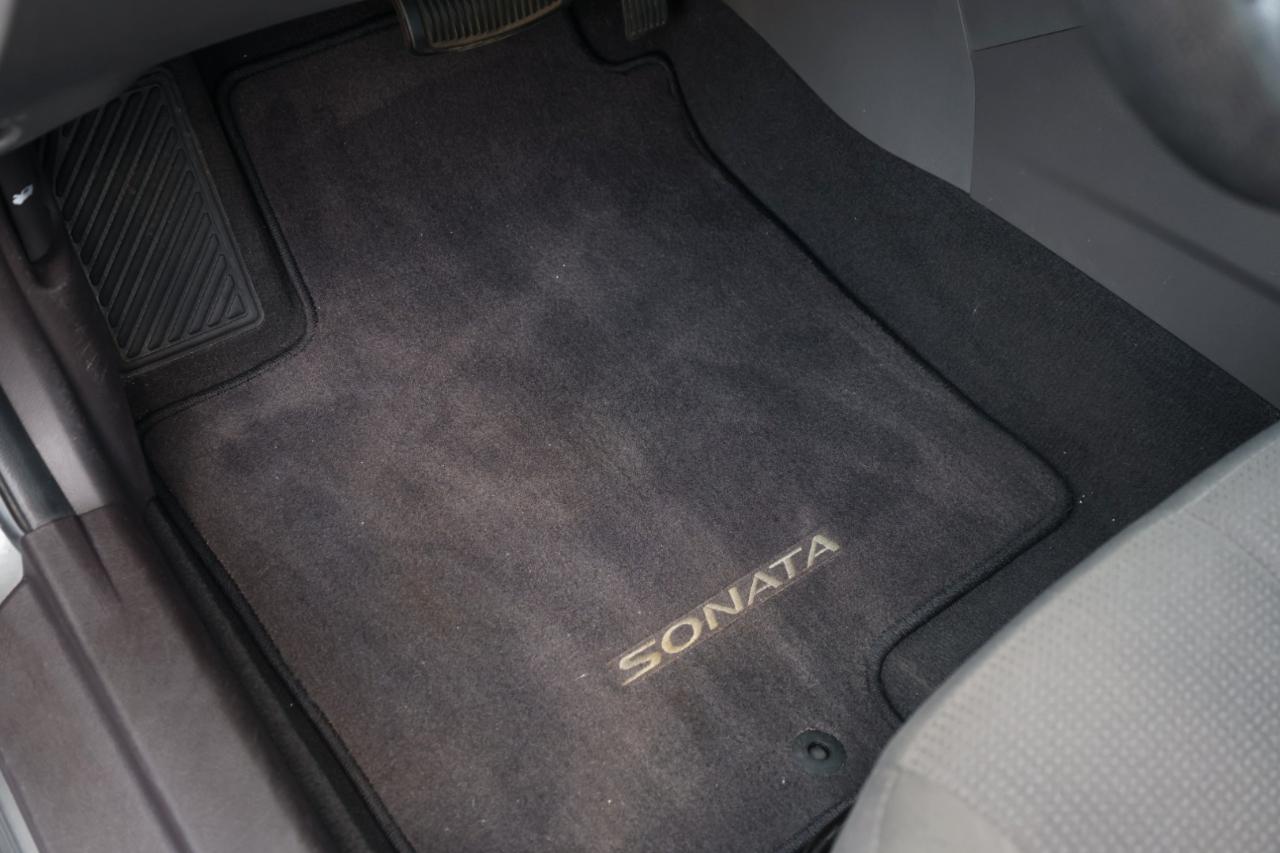 Hyundai Sonata GLS 2010