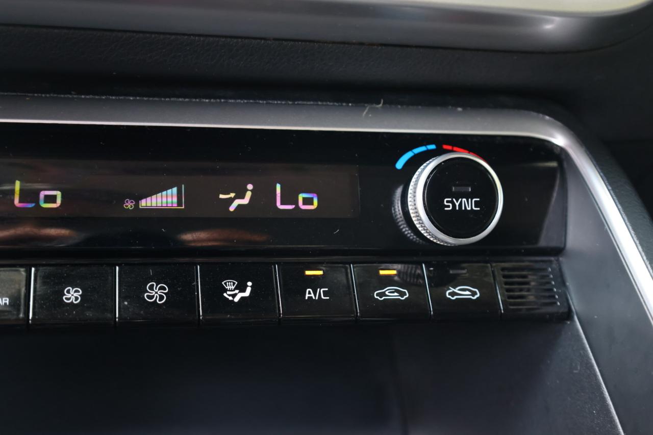 Kia K5 LXS 2022
