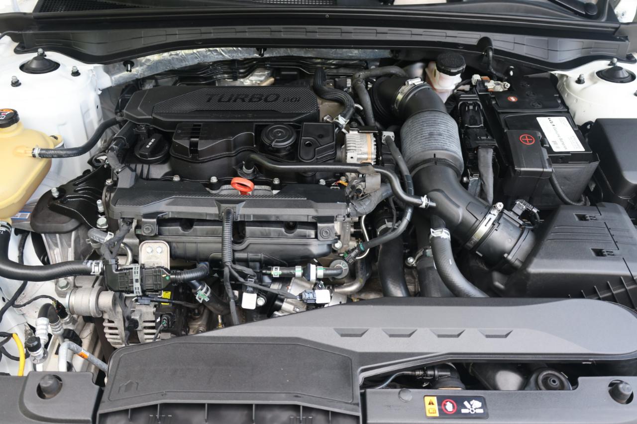 Kia K5 LXS 2022