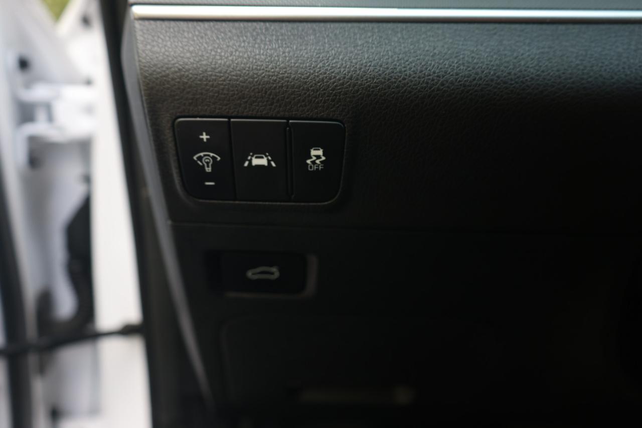 Kia K5 LXS 2022