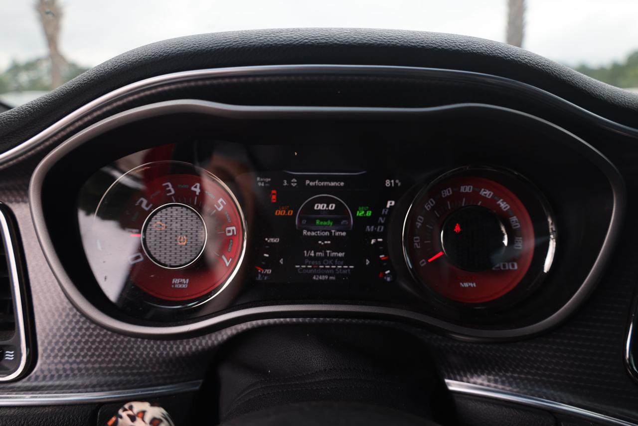 Dodge Challenger SRT Hellcat 2016