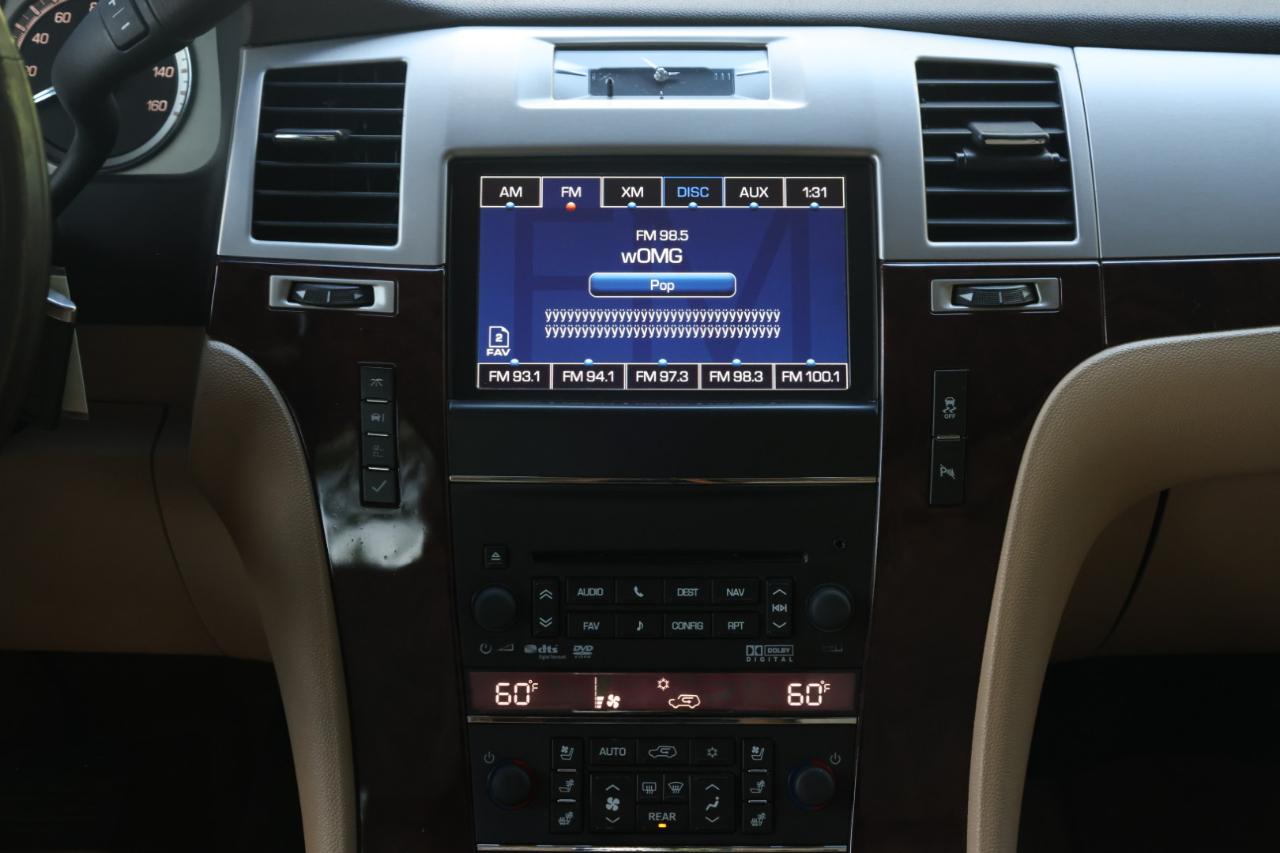 Cadillac Escalade ESV 4WD 4dr Premium 2012
