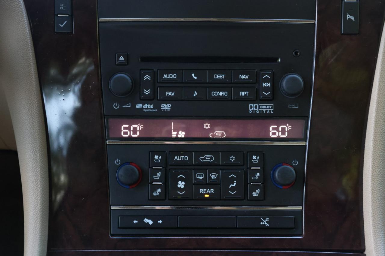 Cadillac Escalade ESV 4WD 4dr Premium 2012