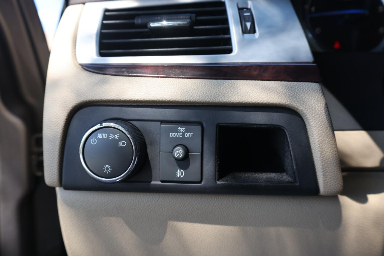 Cadillac Escalade ESV 4WD 4dr Premium 2012
