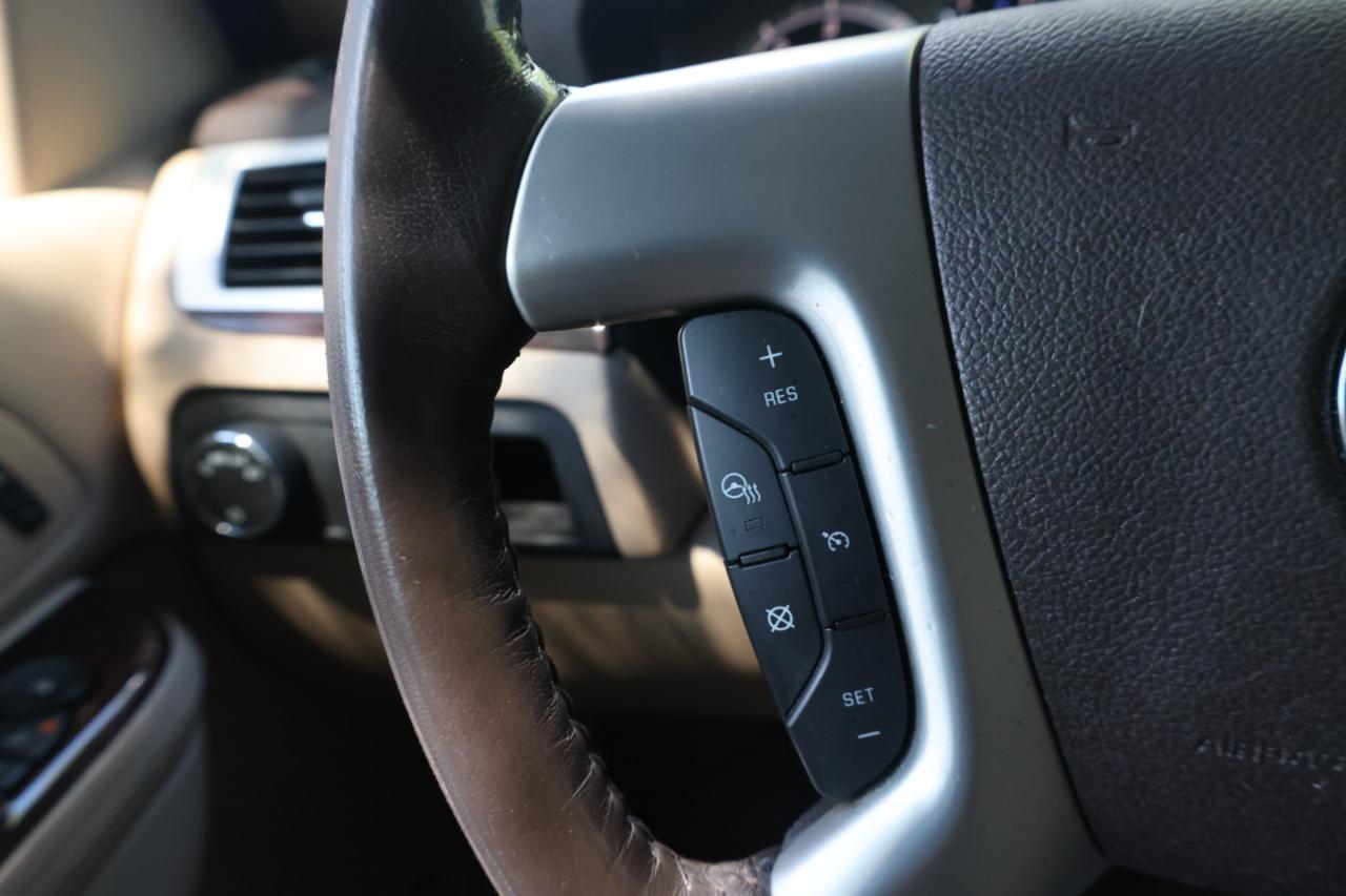 Cadillac Escalade ESV 4WD 4dr Premium 2012