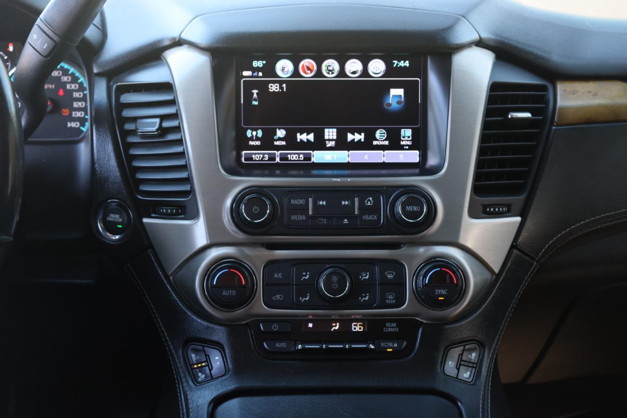 GMC Yukon XL Denali 4WD 2017